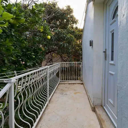 Niki Дубровник