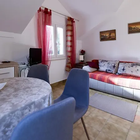 Apartman Niki *
