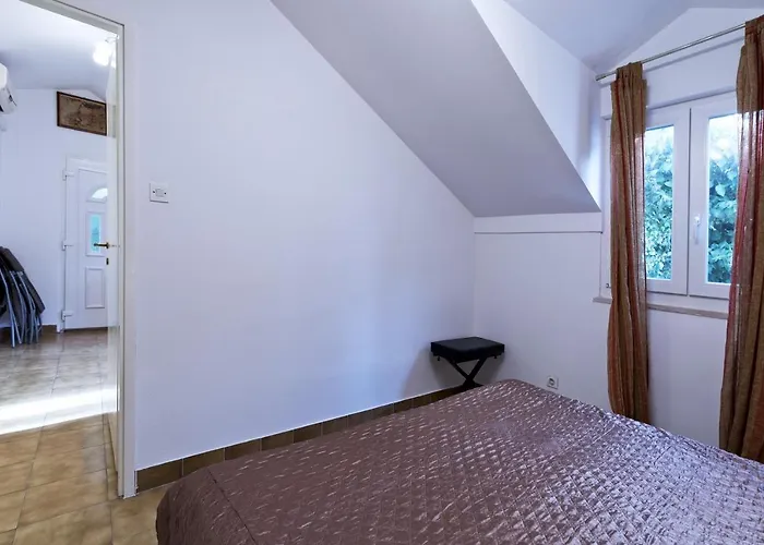 Niki *
